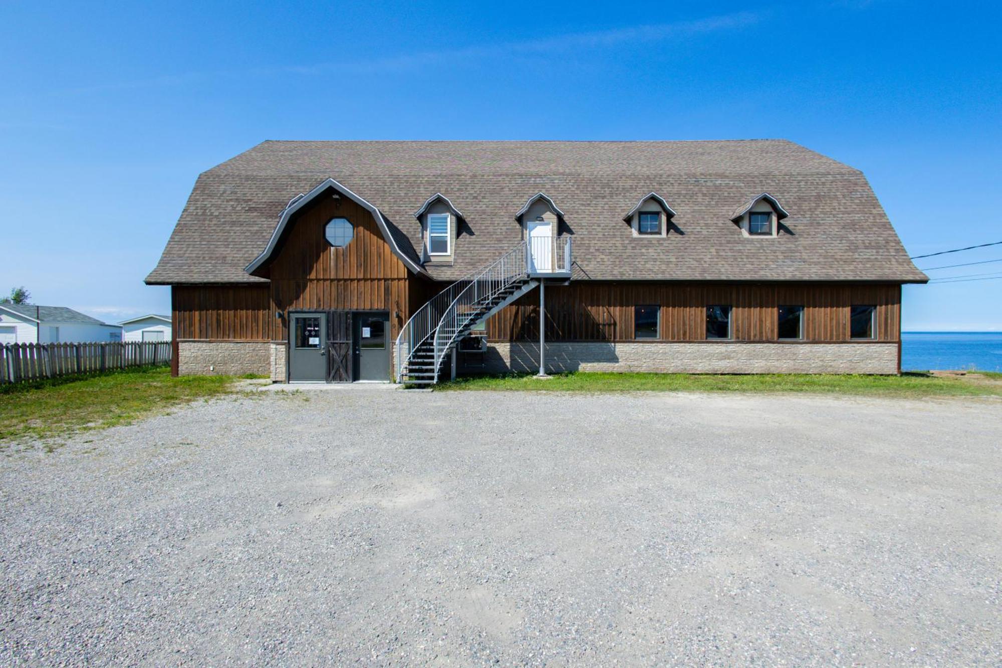 Hotel Domaine Du Recif Sainte Anne-des-Chênes Exterior foto